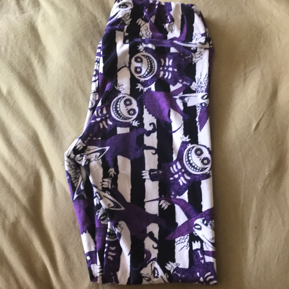 LuLaRoe Pants - Nightmare before Christmas OS lularoe leggings